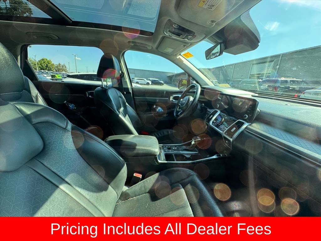 Certified 2023 Kia Sorento SX AWD/4WD image 3