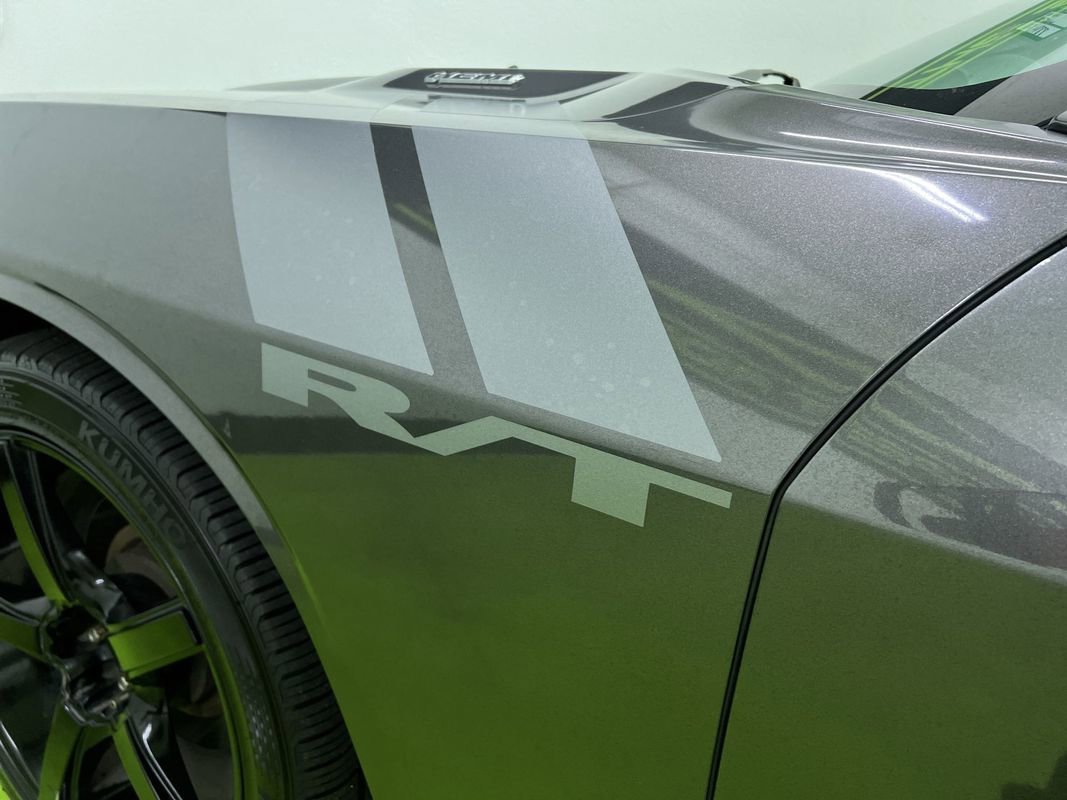 Used 2014 Dodge Challenger R/T w/ Electronics Convenience Group RWD image 14