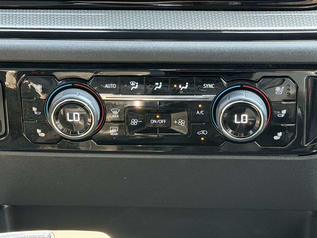 Used 2024 Chevrolet Silverado 1500 ZR2 AWD/4WD image 13