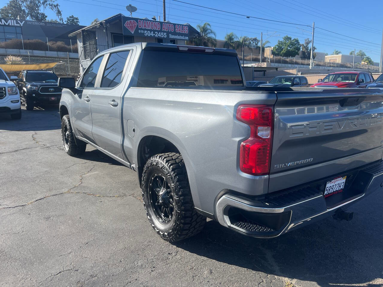 Used 2019 Chevrolet Silverado 1500 LT w/ All-Star Edition image 10