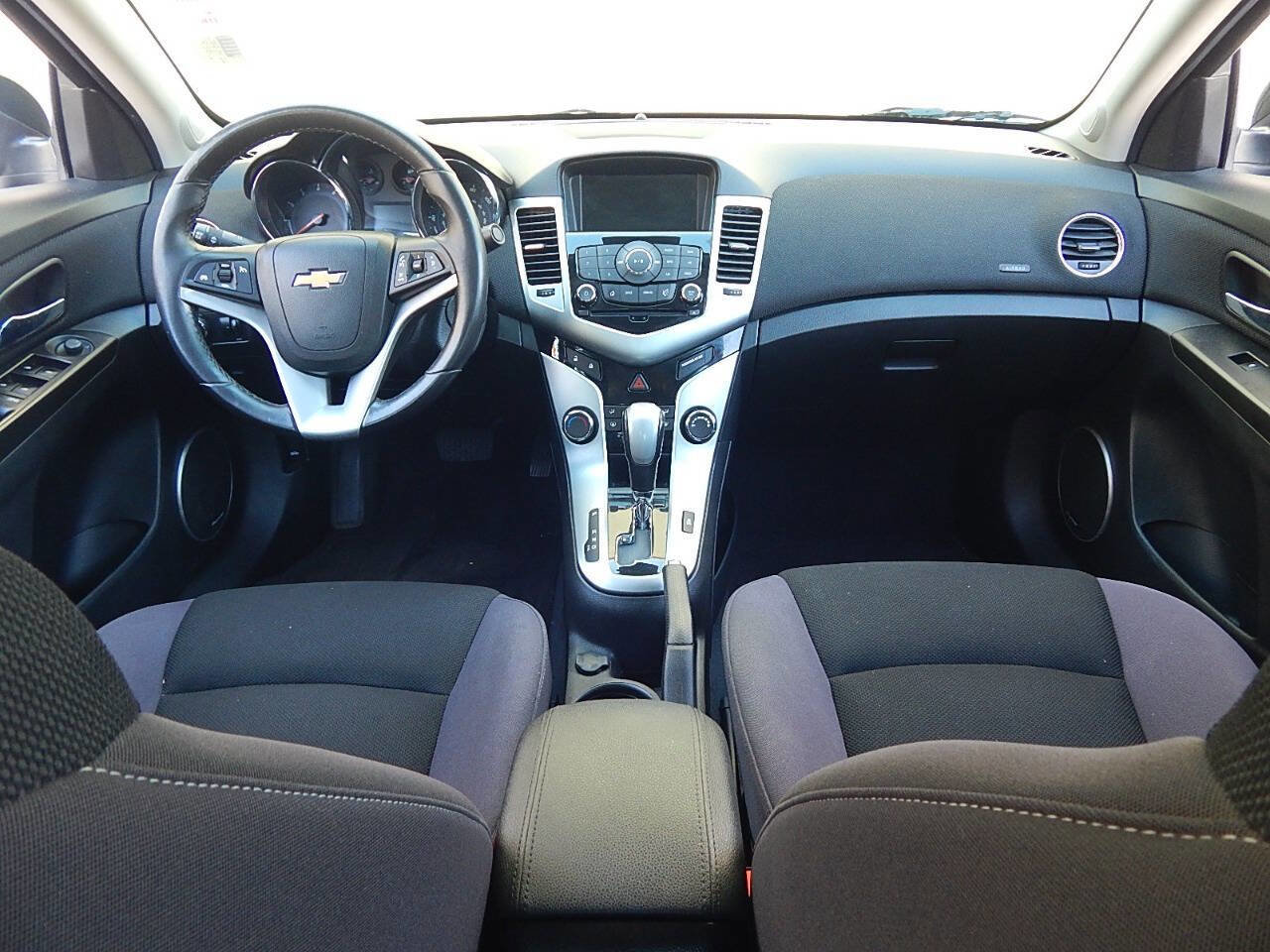 Used 2014 Chevrolet Cruze LT w/ All-Star Edition image 18