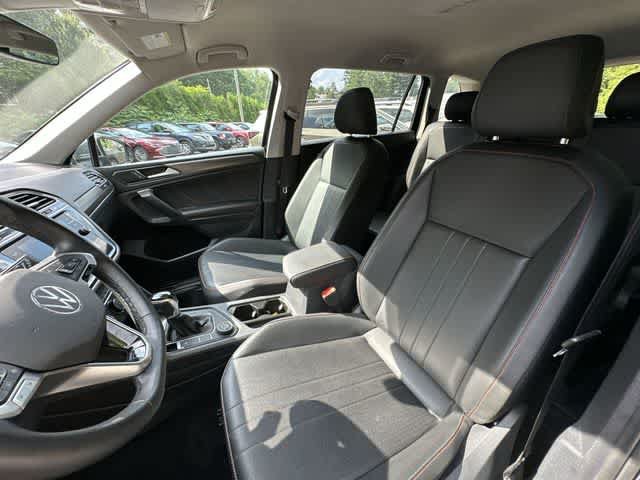 Used 2024 Volkswagen Tiguan Wolfsburg Edition AWD/4WD image 15