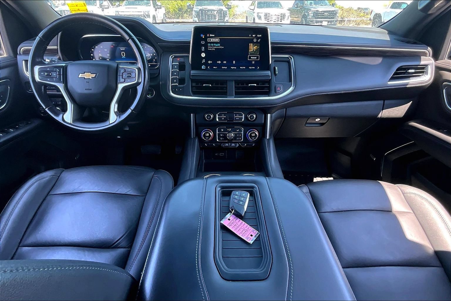 Used 2022 Chevrolet Suburban LT AWD/4WD image 14