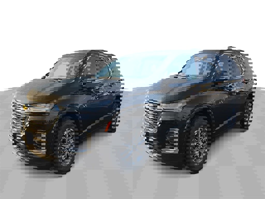 Certified 2023 Chevrolet Traverse LT w/ LPO, Floor Liner Package image 1