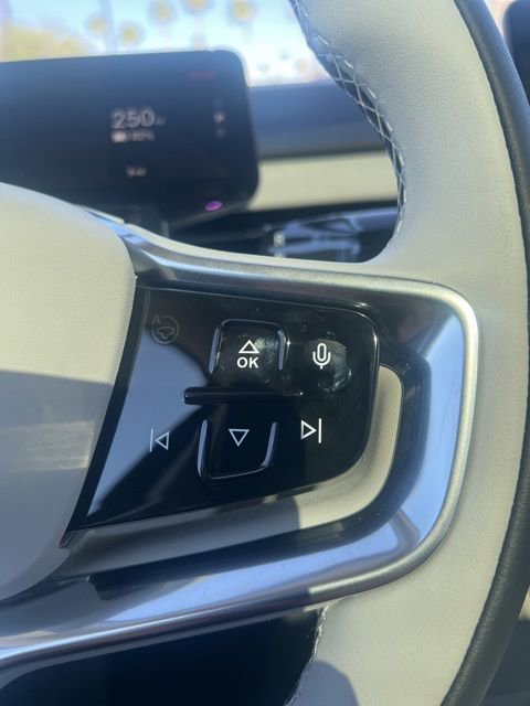 New 2025 Volvo EX90 Ultra w/ Protection Package Premier image 11