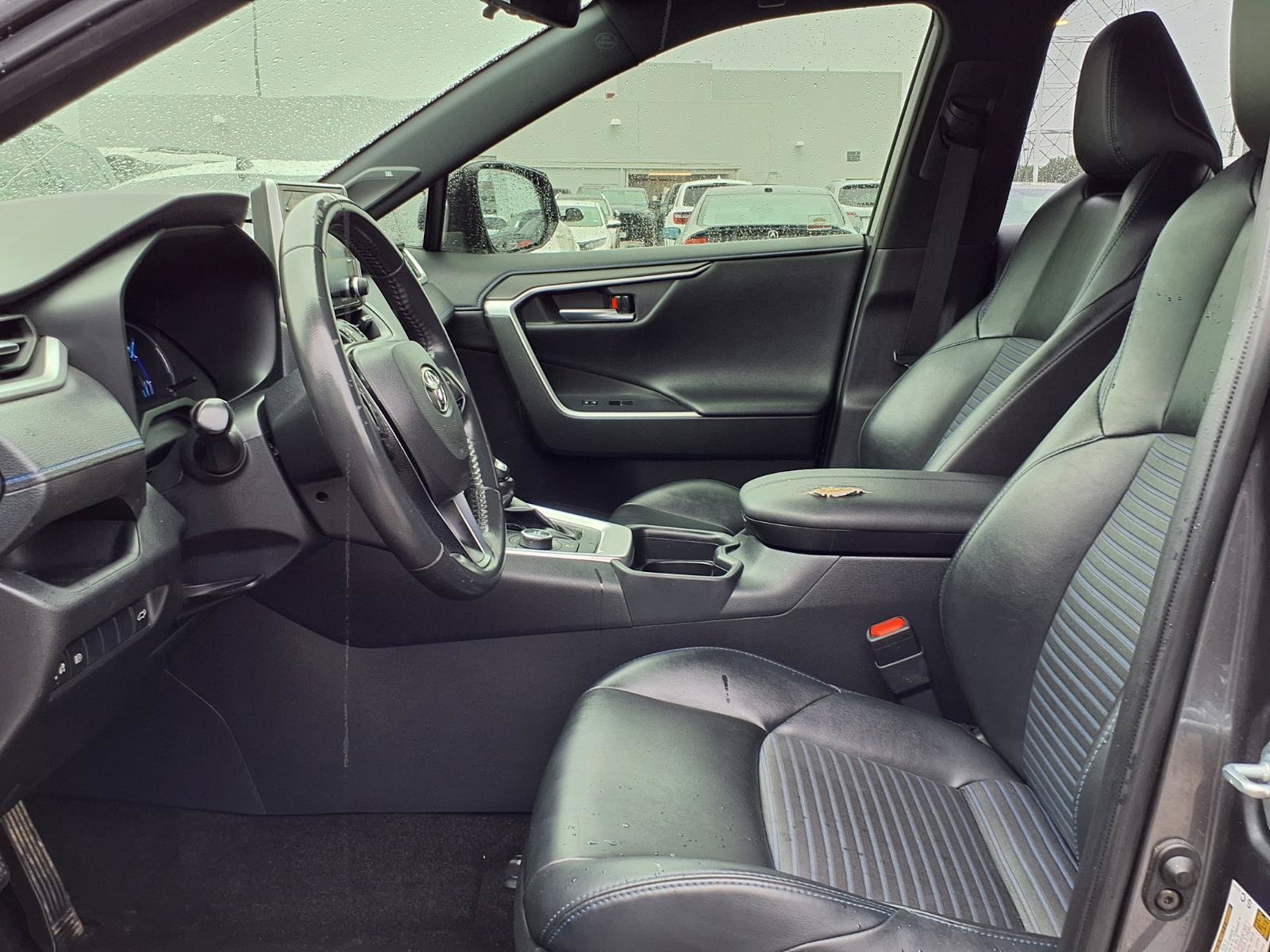 Used 2020 Toyota RAV4 XSE AWD/4WD image 18