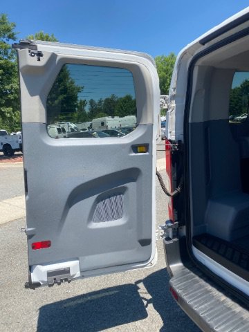 Used 2015 Ford Transit 350 XLT RWD image 13