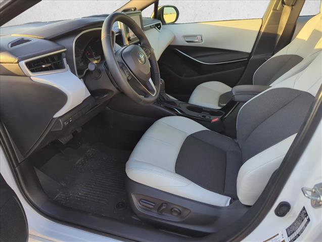 Certified 2025 Toyota Corolla XSE FWD image 10