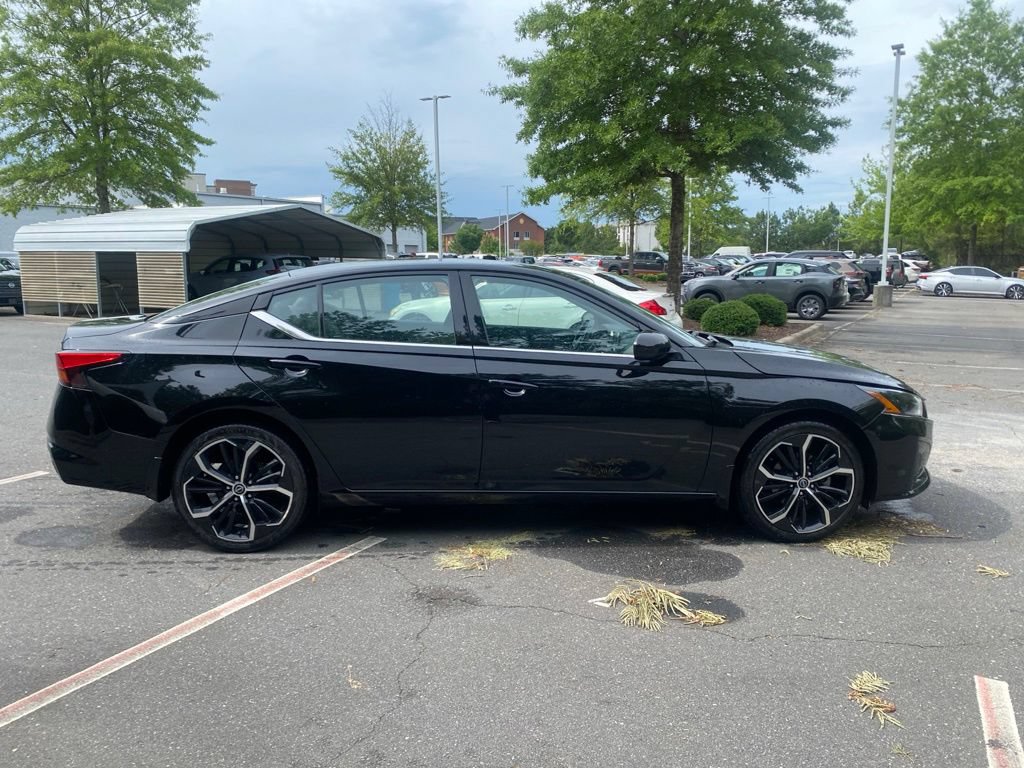 Certified 2024 Nissan Altima 2.5 SR AWD/4WD image 2