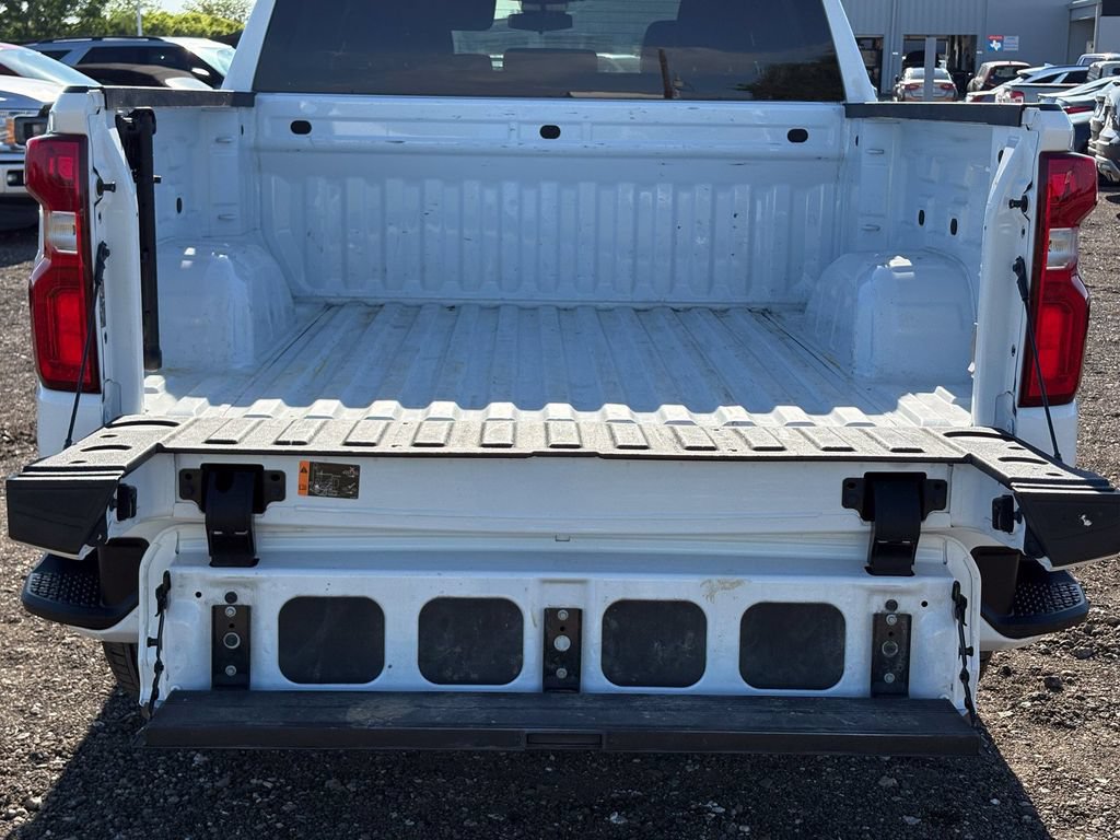 Used 2023 Chevrolet Silverado 1500 RST RWD image 13