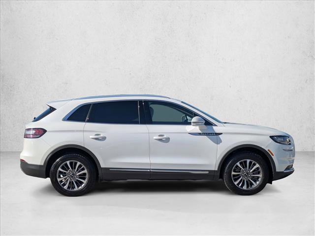 Used 2023 Lincoln Nautilus Standard image 4