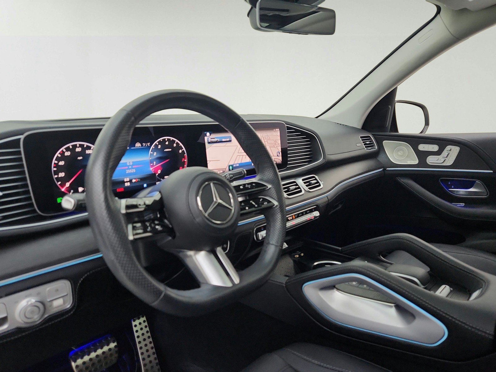 Certified 2024 Mercedes-Benz GLS 580 4MATIC image 16