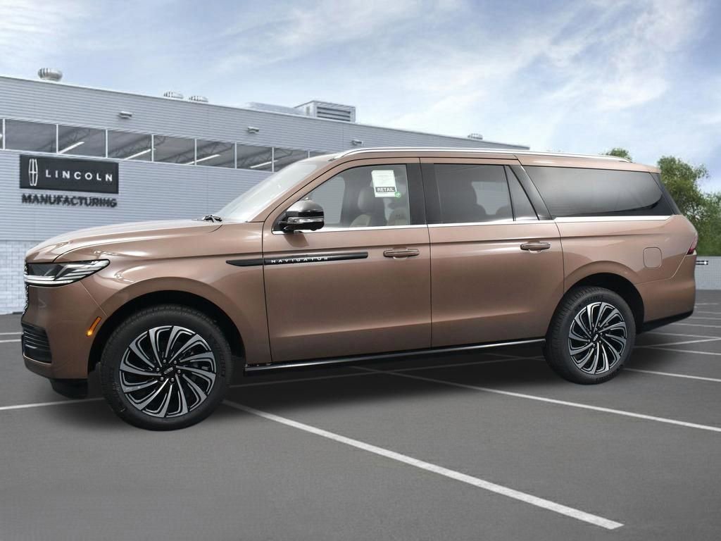 New 2026 Lincoln Navigator L Black Label AWD/4WD image 5