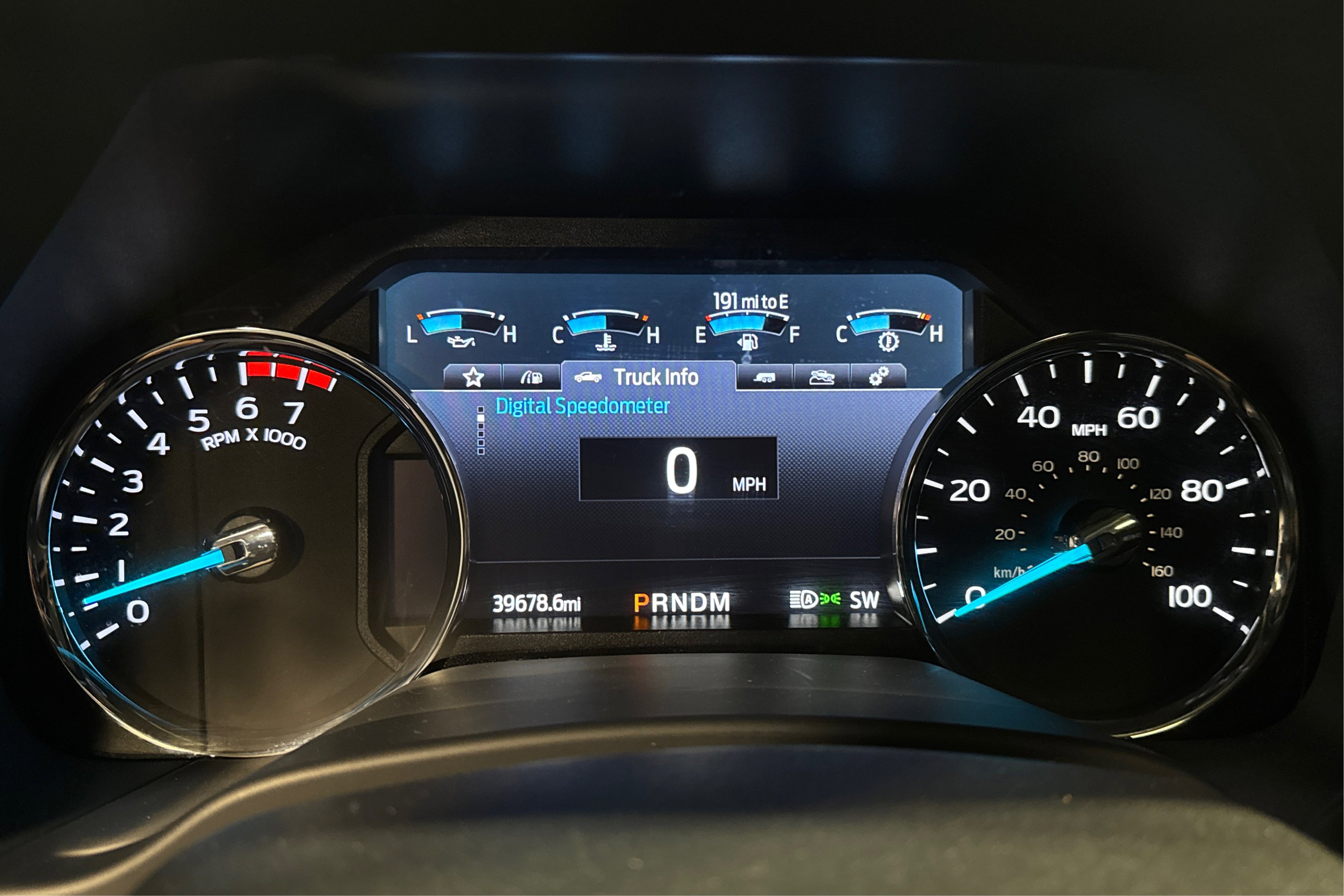 Used 2022 Ford F250 Lariat w/ Black Appearance Package image 29