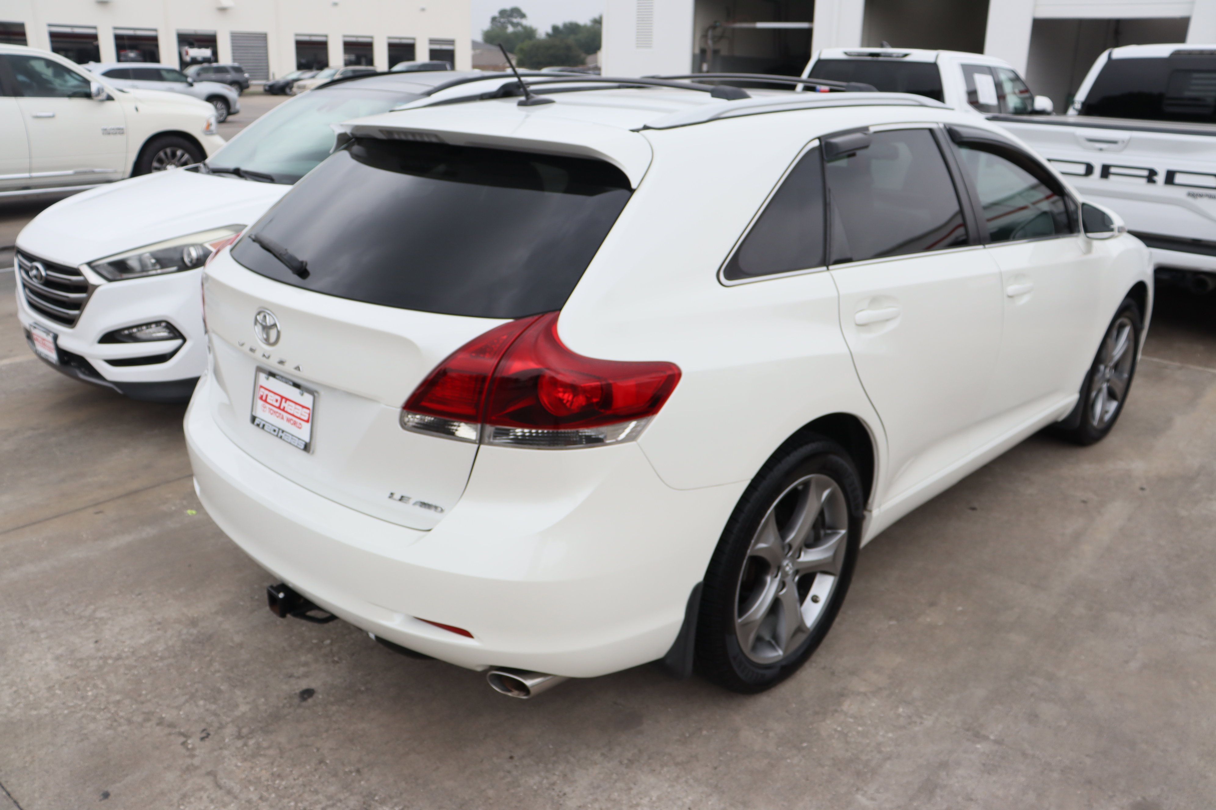 Used 2013 Toyota Venza LE w/ LE Convenience Pkg AWD/4WD image 11