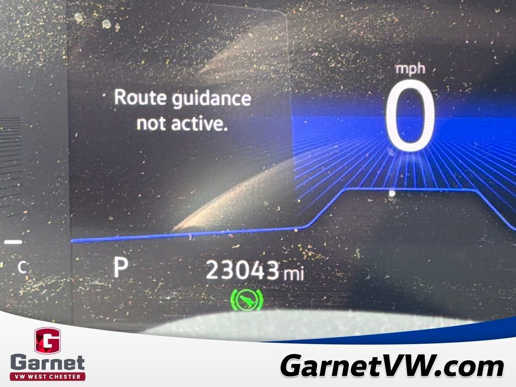 Certified 2024 Volkswagen Tiguan SE w/ Panoramic Sunroof Package image 14