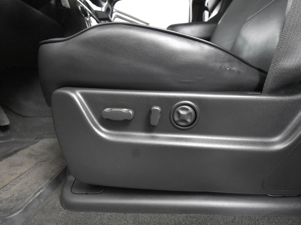 Used 2008 HUMMER H2 image 24