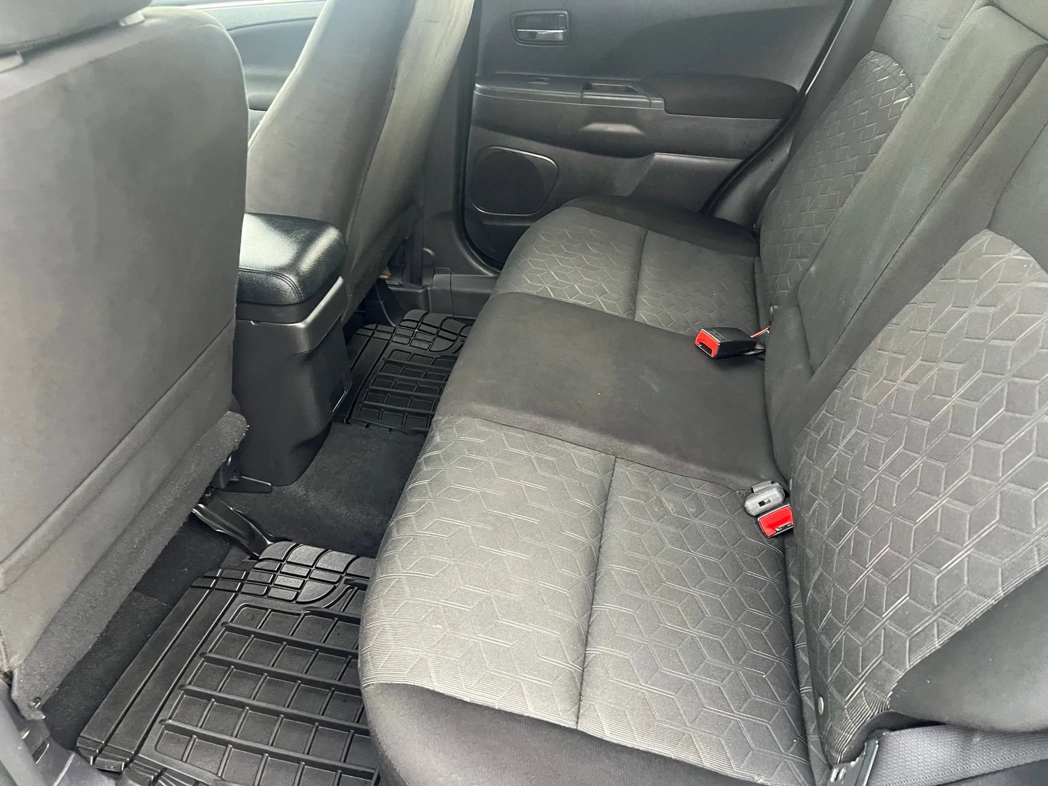 Used 2023 Mitsubishi Outlander Sport ES AWD/4WD image 11