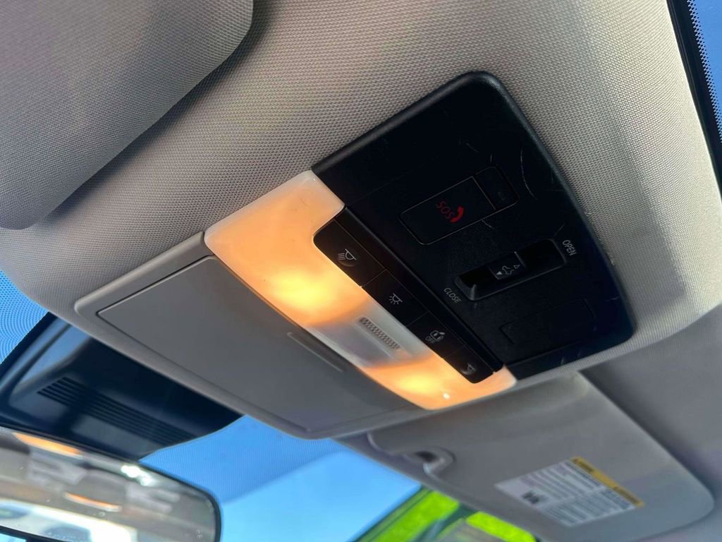 Used 2021 Nissan Altima 2.5 SL image 32