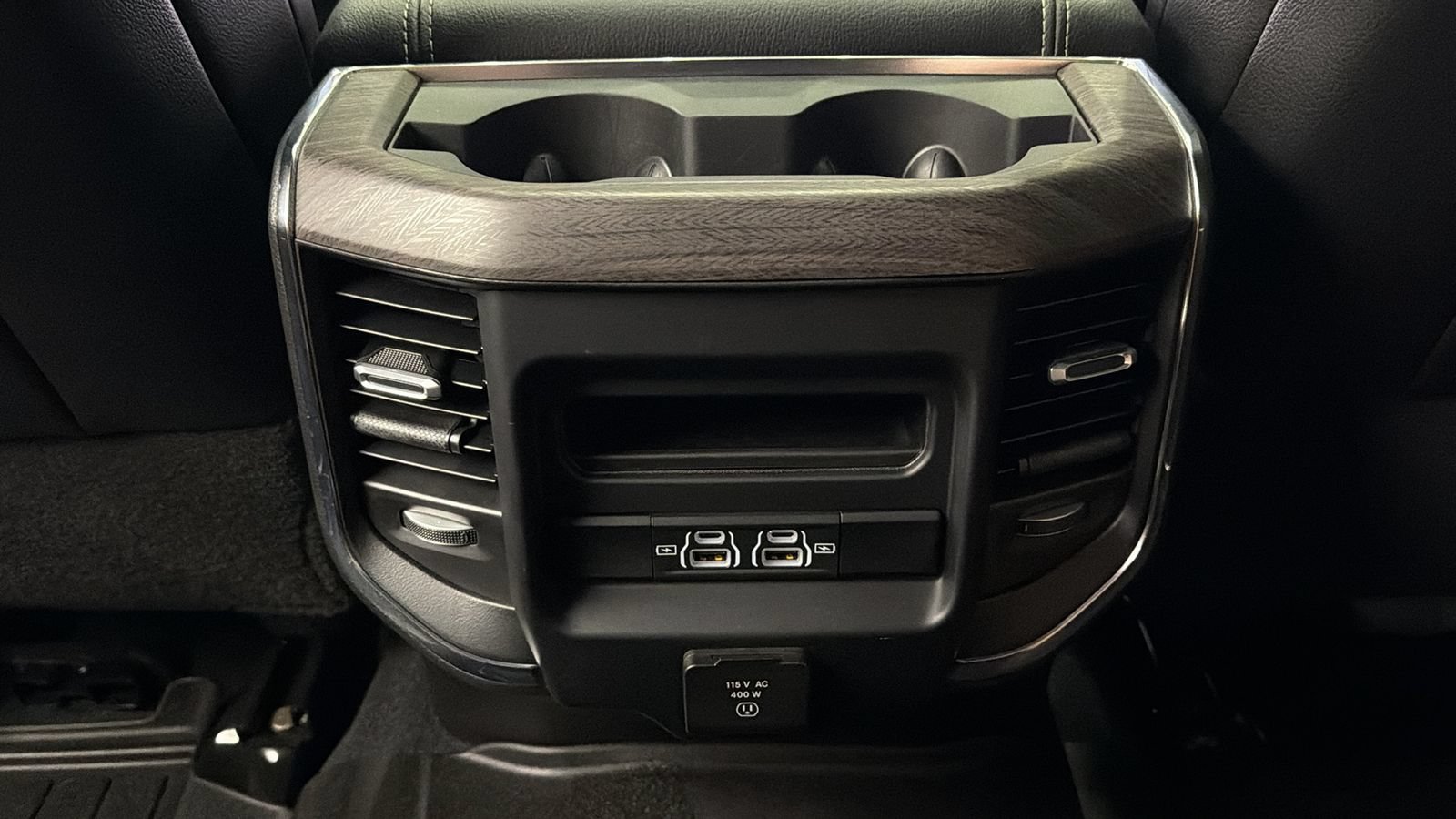 Used 2025 RAM 2500 Laramie w/ Night Edition AWD/4WD image 40