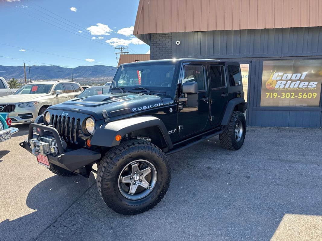 Used 2012 Jeep Wrangler Unlimited Rubicon w/ Connectivity Group