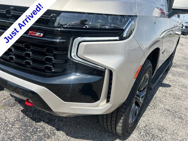 Used 2024 Chevrolet Tahoe Z71 w/ Luxury Package AWD/4WD image 9