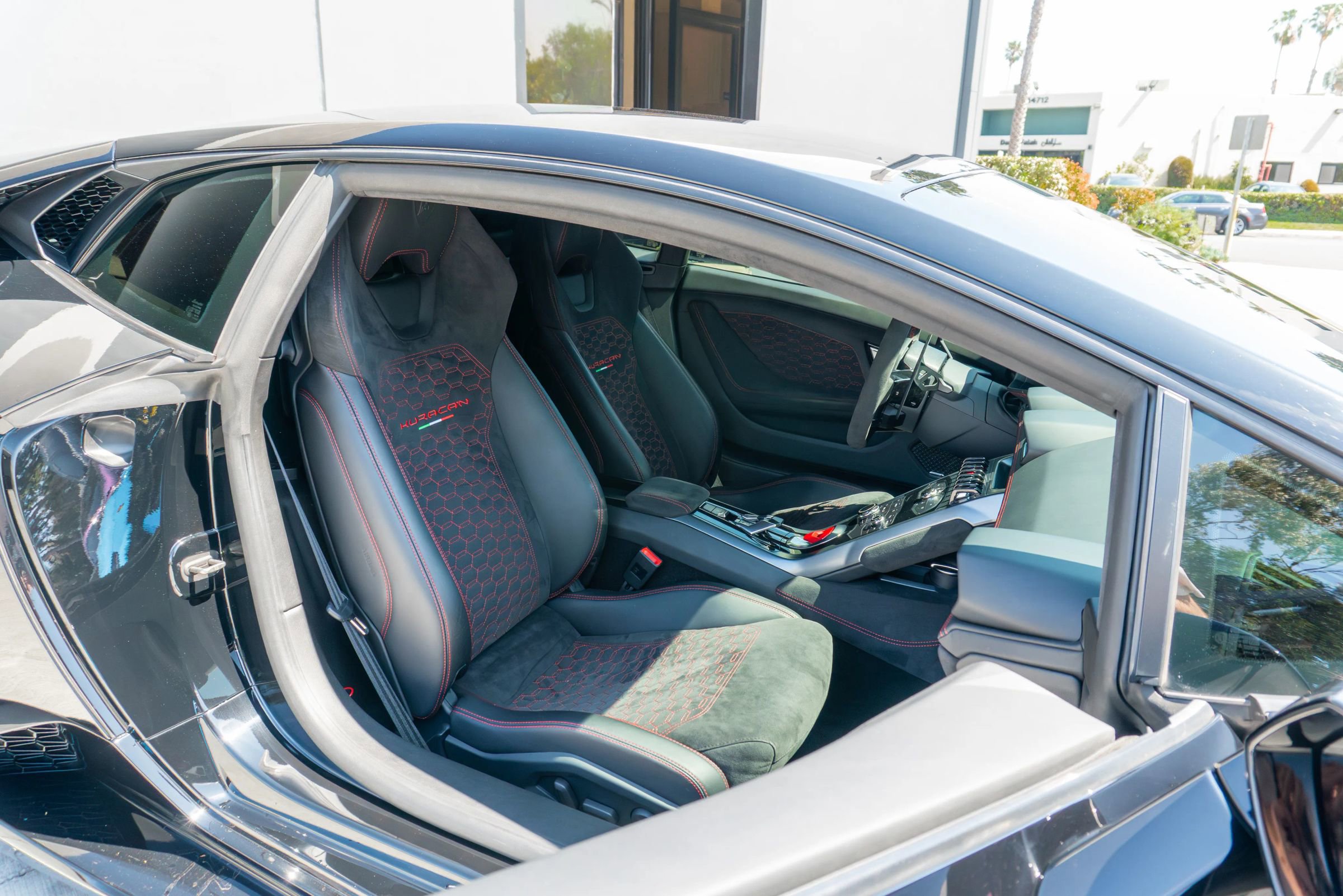 Used 2019 Lamborghini Huracan LP 580-2 image 48