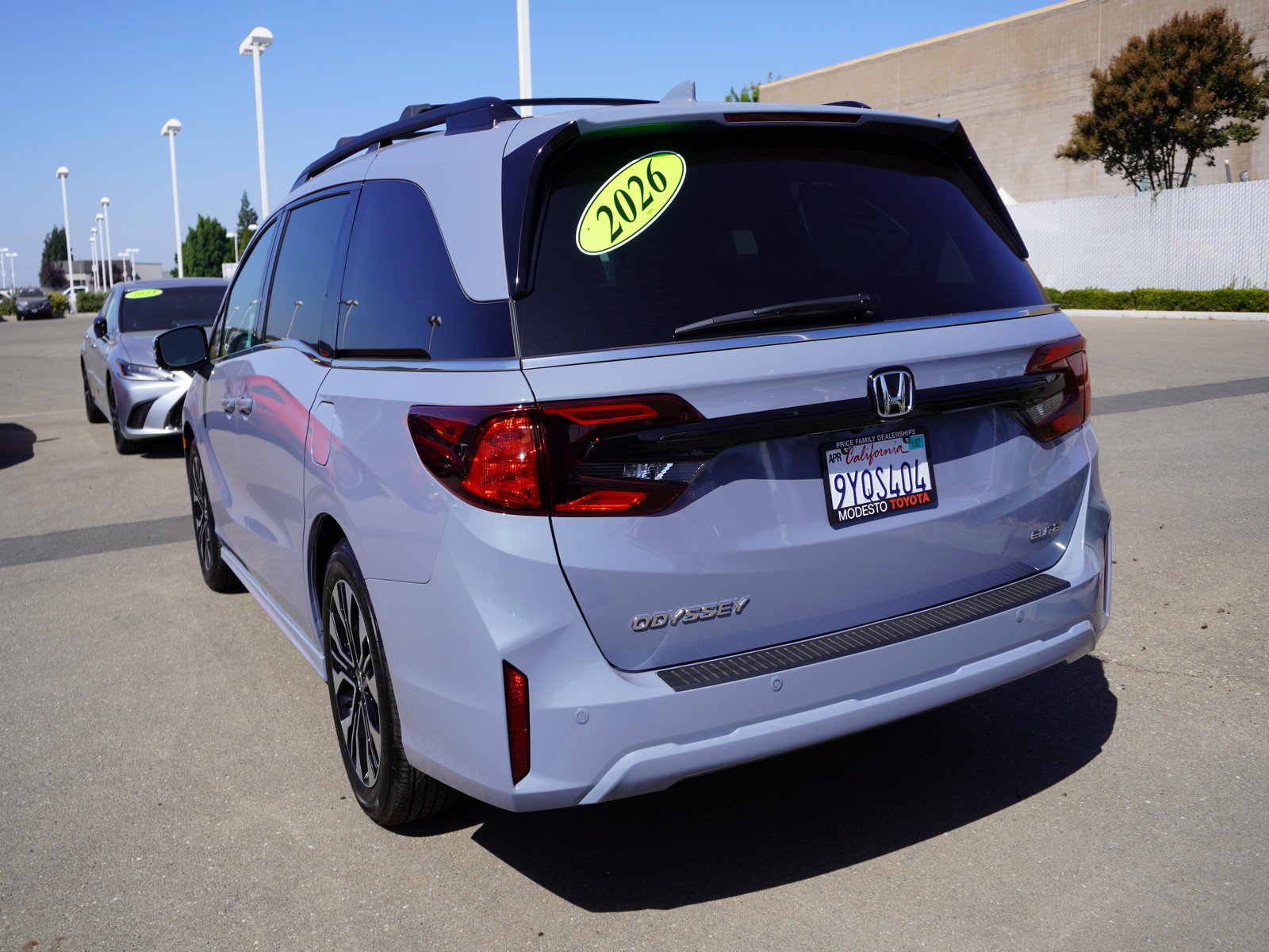 Used 2026 Honda Odyssey Elite image 8