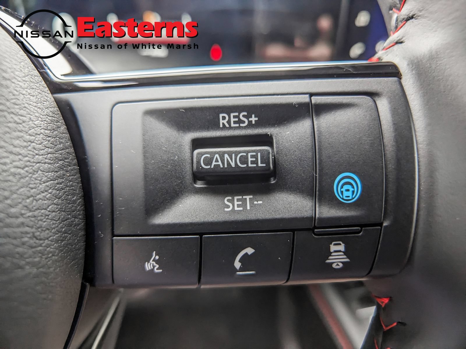 New 2026 Nissan Kicks SR w/ Cold Weather Package AWD/4WD image 17