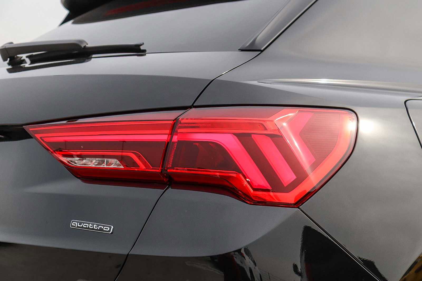 Used 2025 Audi Q3 2.0T Premium Plus w/ Premium Plus Package image 10