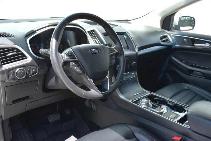 Used 2020 Ford Edge SEL AWD/4WD image 3