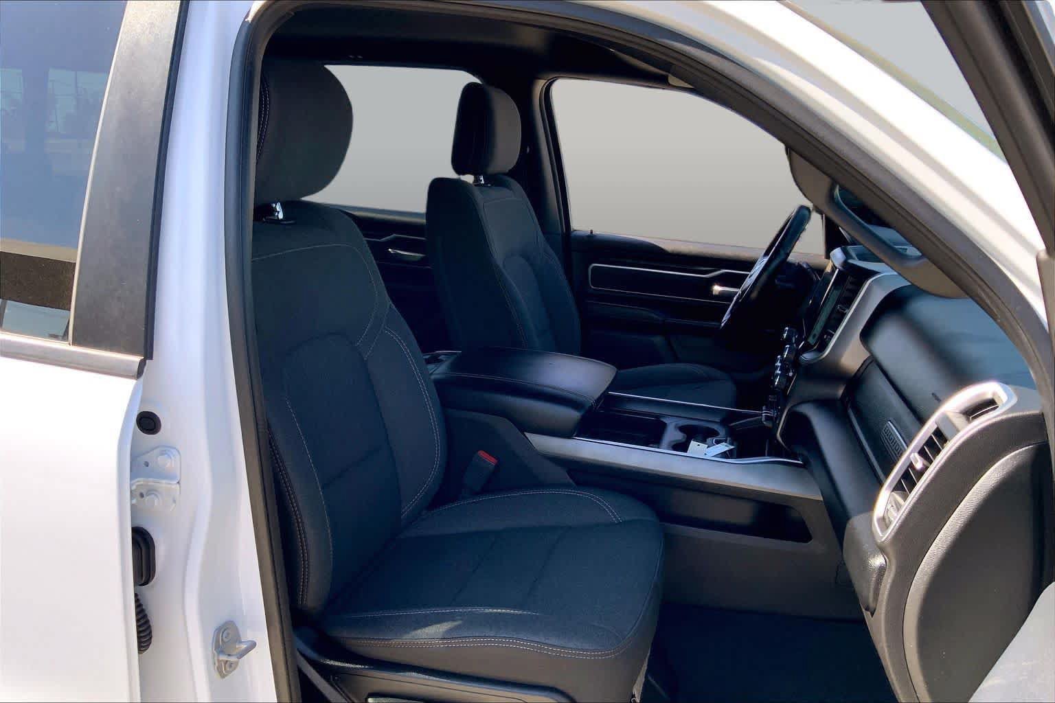 Used 2019 RAM 1500 Big Horn AWD/4WD image 9