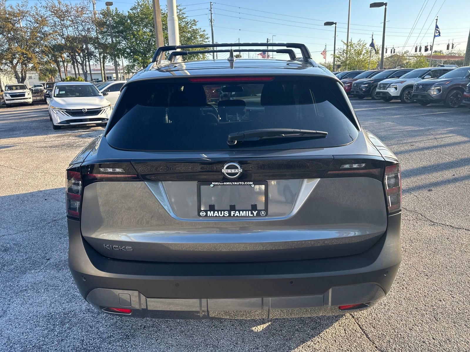 Certified 2025 Nissan Kicks SV w/ SV Premium Package image 6