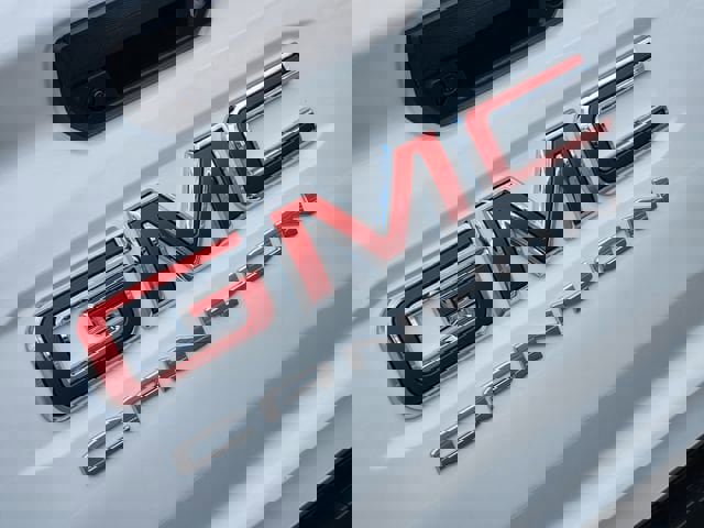 New 2025 GMC Canyon Elevation w/ Convenience Package image 7