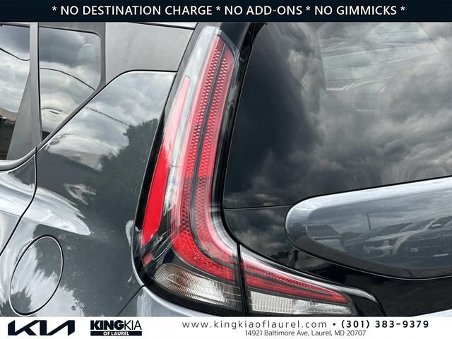 Used 2024 Kia Soul LX w/ Option Group 015 FWD image 29