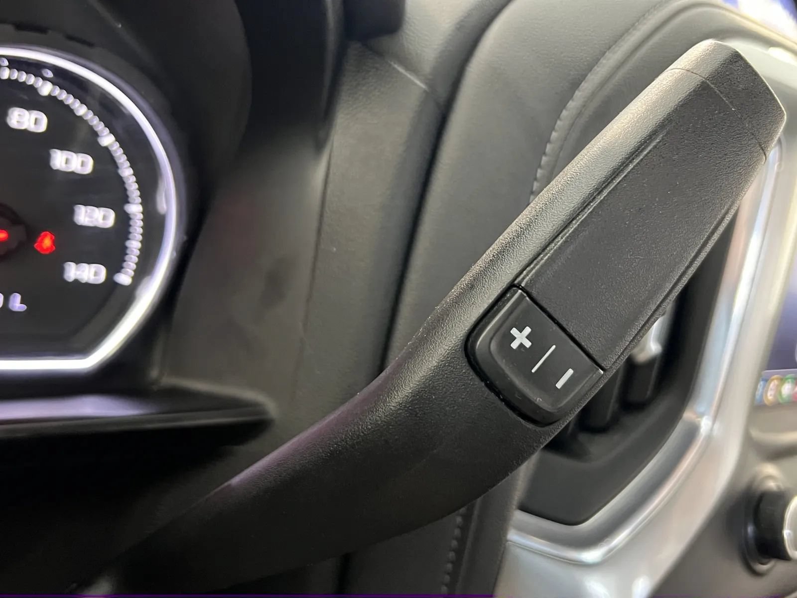 Used 2021 Chevrolet Silverado 1500 LTZ AWD/4WD image 44