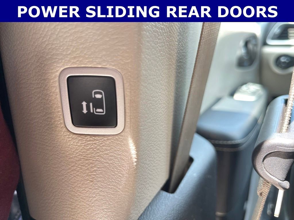 Certified 2023 Chrysler Pacifica Touring-L FWD image 15