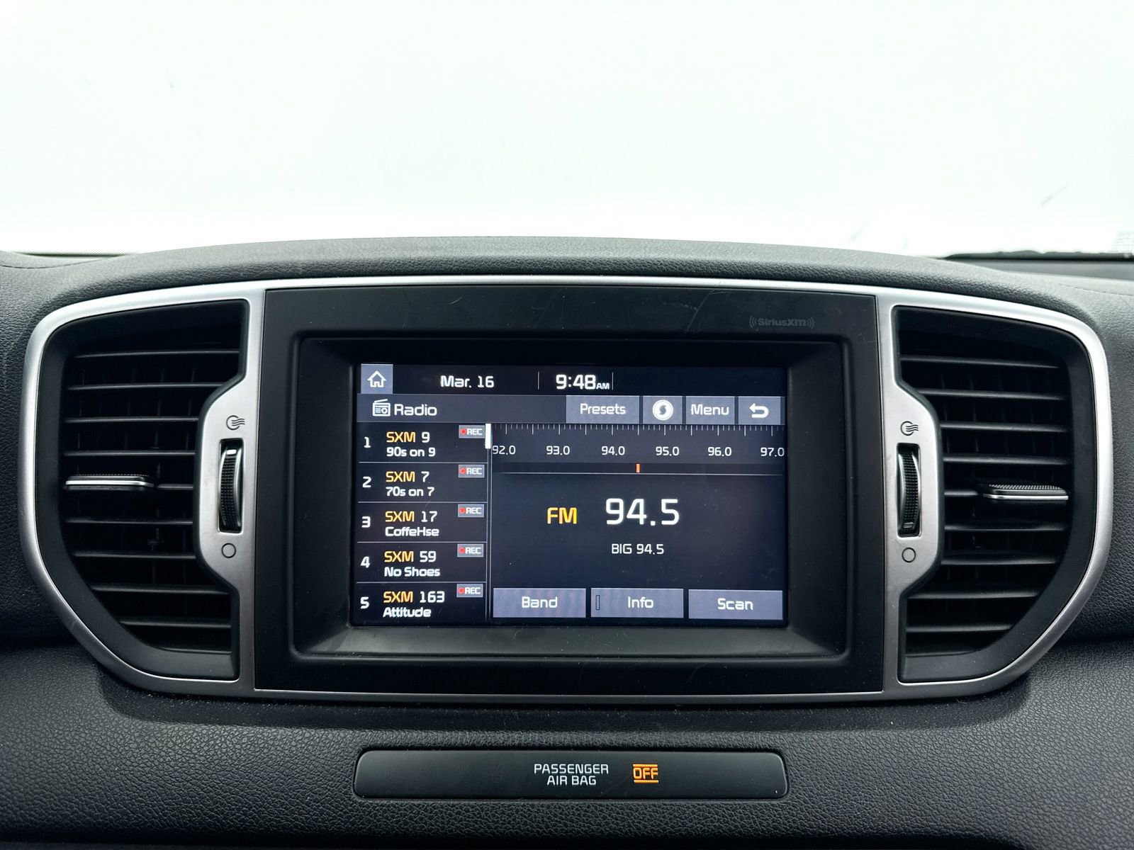 Used 2017 Kia Sportage EX image 5