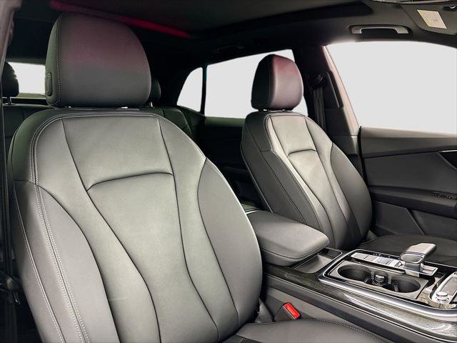 Certified 2025 Audi Q8 Premium w/ Convenience Package image 15