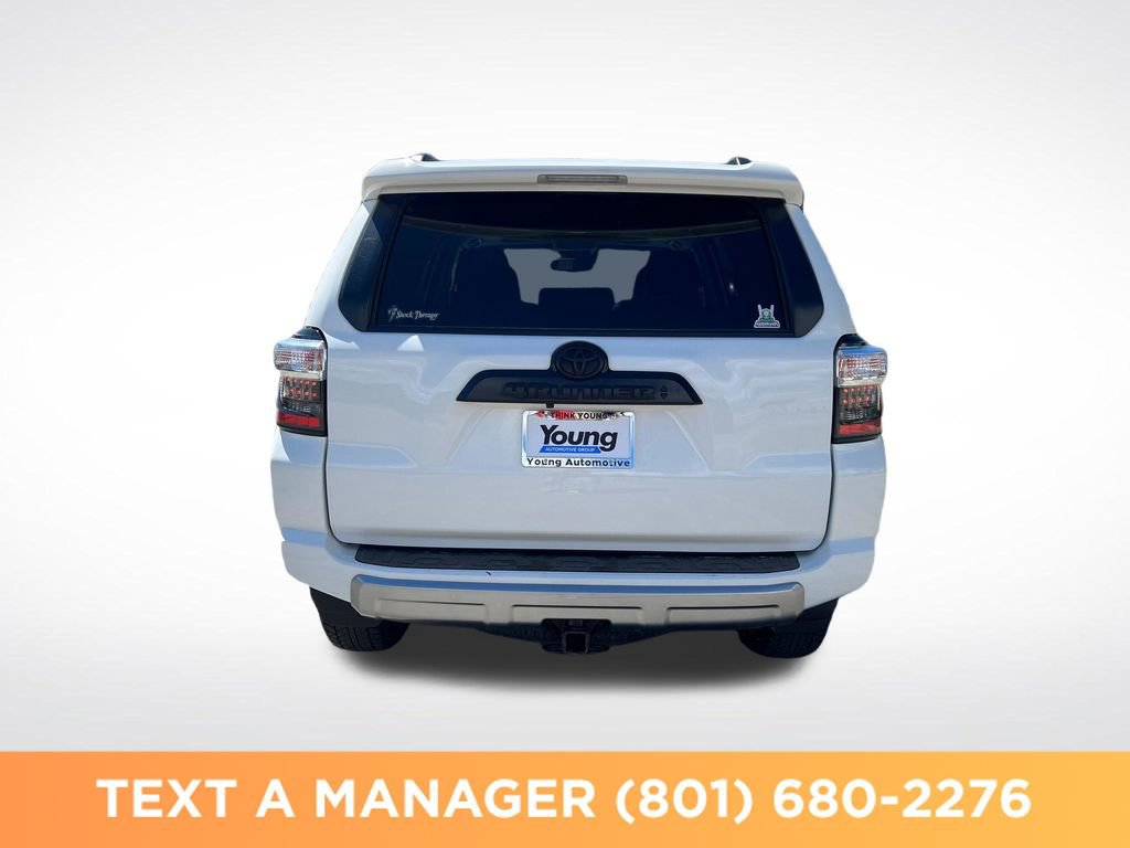 Used 2023 Toyota 4Runner TRD Off-Road Premium w/ Moonroof Package AWD/4WD image 4