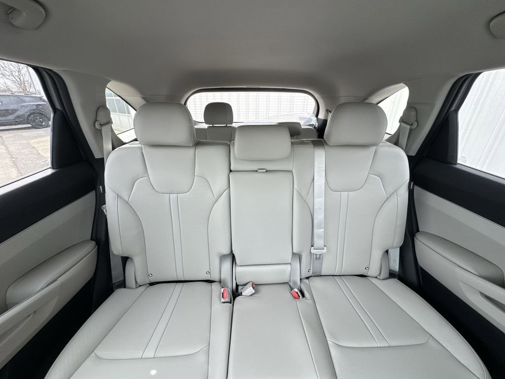 New 2026 Kia Sorento S FWD image 22