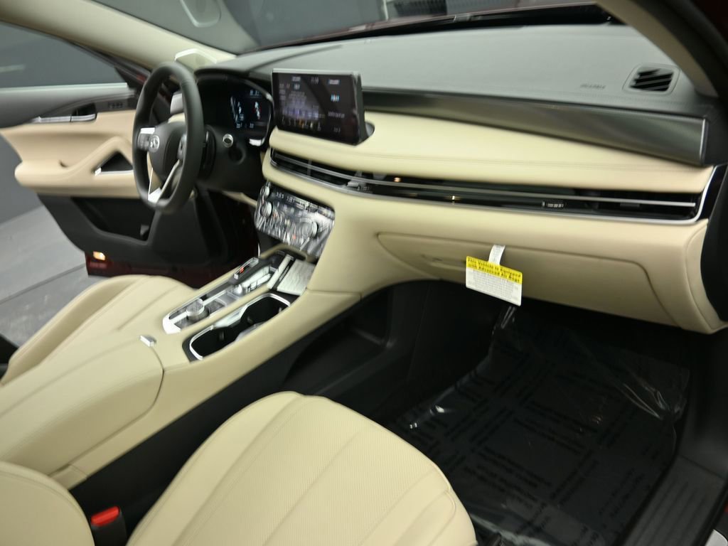 Certified 2025 INFINITI QX60 Luxe image 32