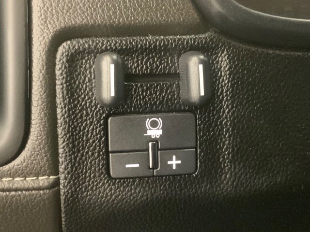 Used 2019 GMC Canyon Denali image 24