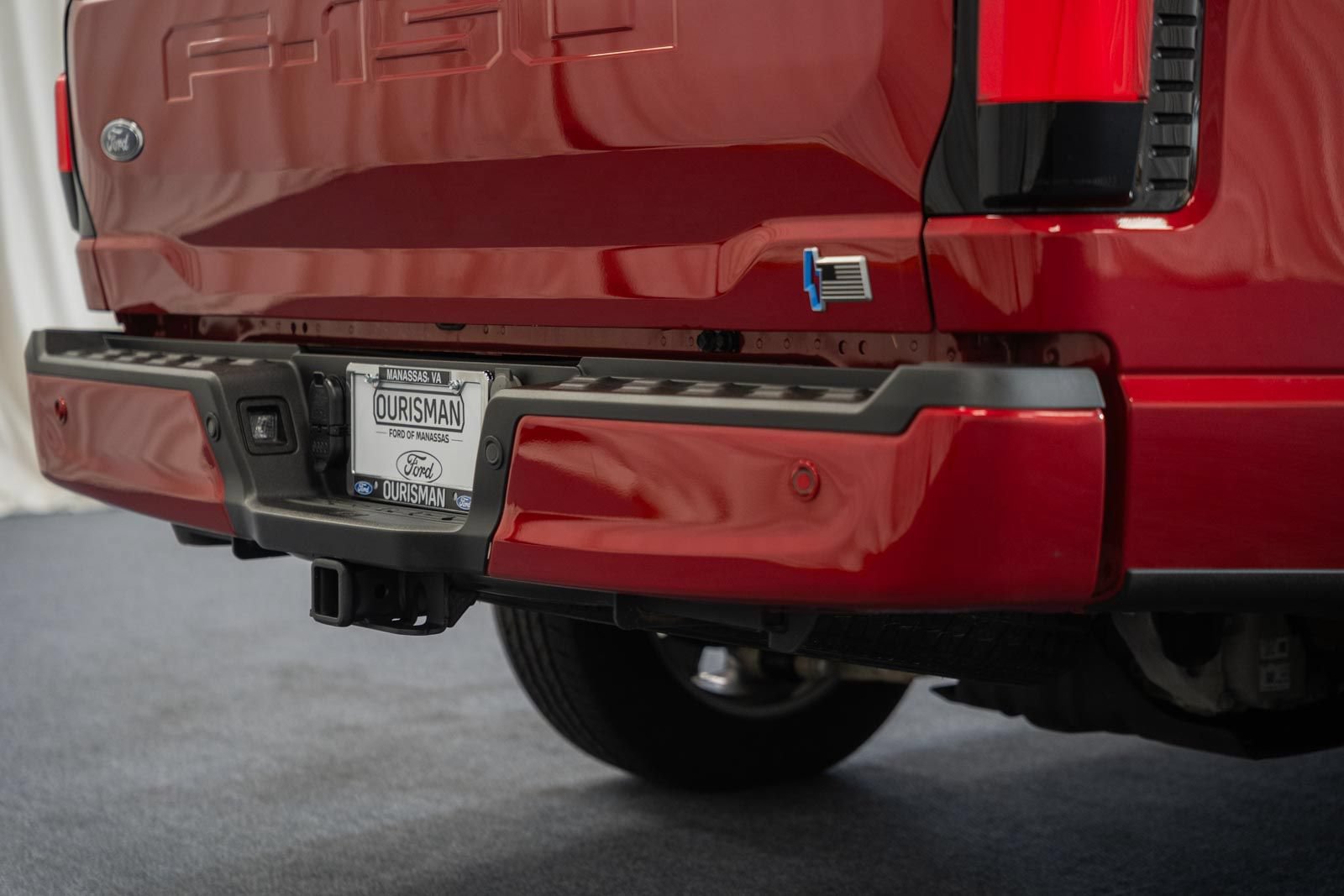Certified 2023 Ford F150 Lightning Lariat AWD/4WD image 8