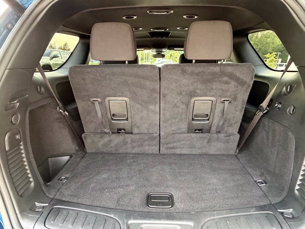 Used 2025 Dodge Durango GT w/ Blacktop Package RWD image 38