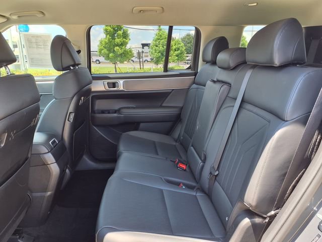 Used 2025 Hyundai Santa Fe SEL FWD image 20