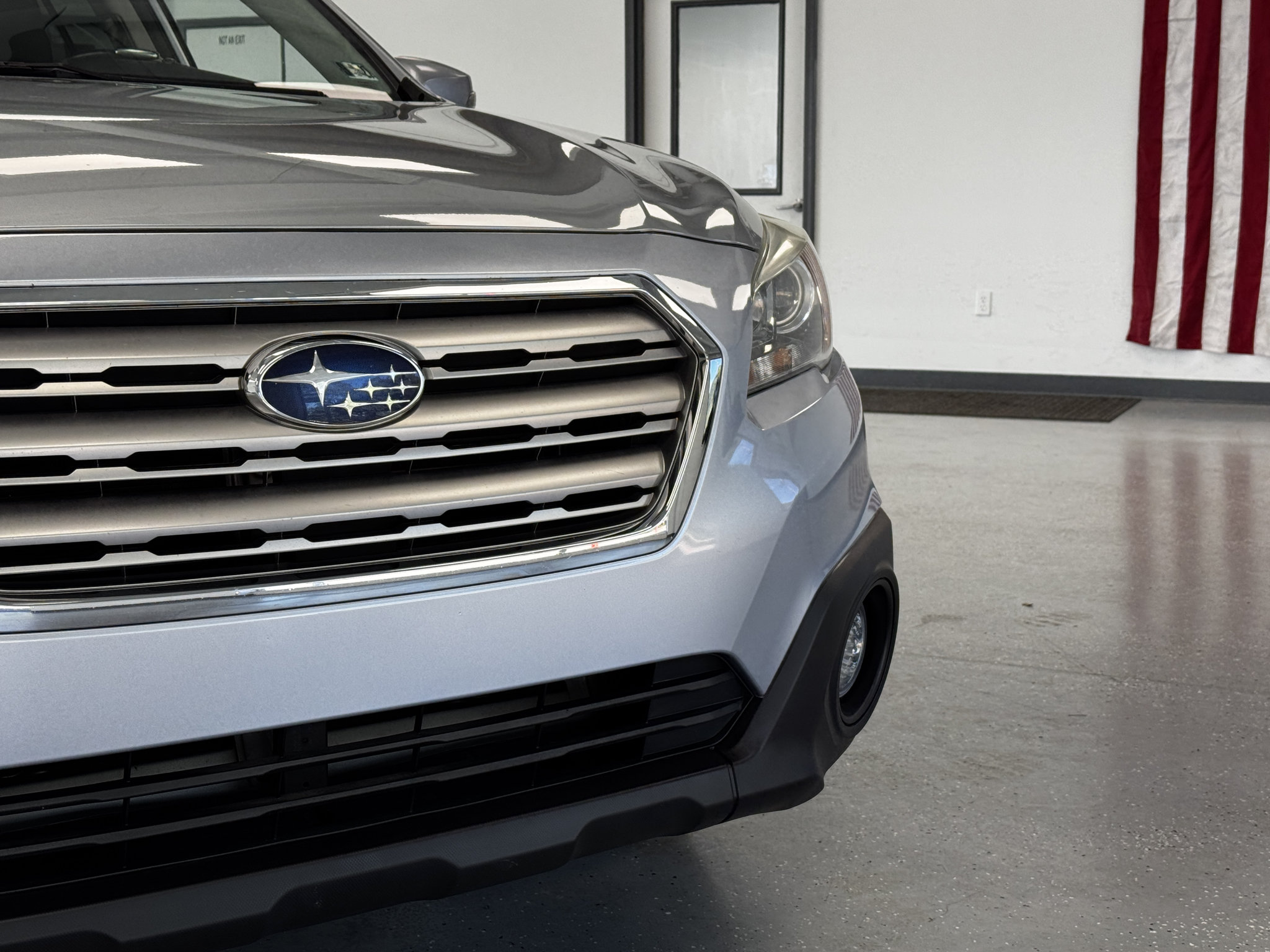 Used 2017 Subaru Outback 3.6R Limited AWD/4WD image 11