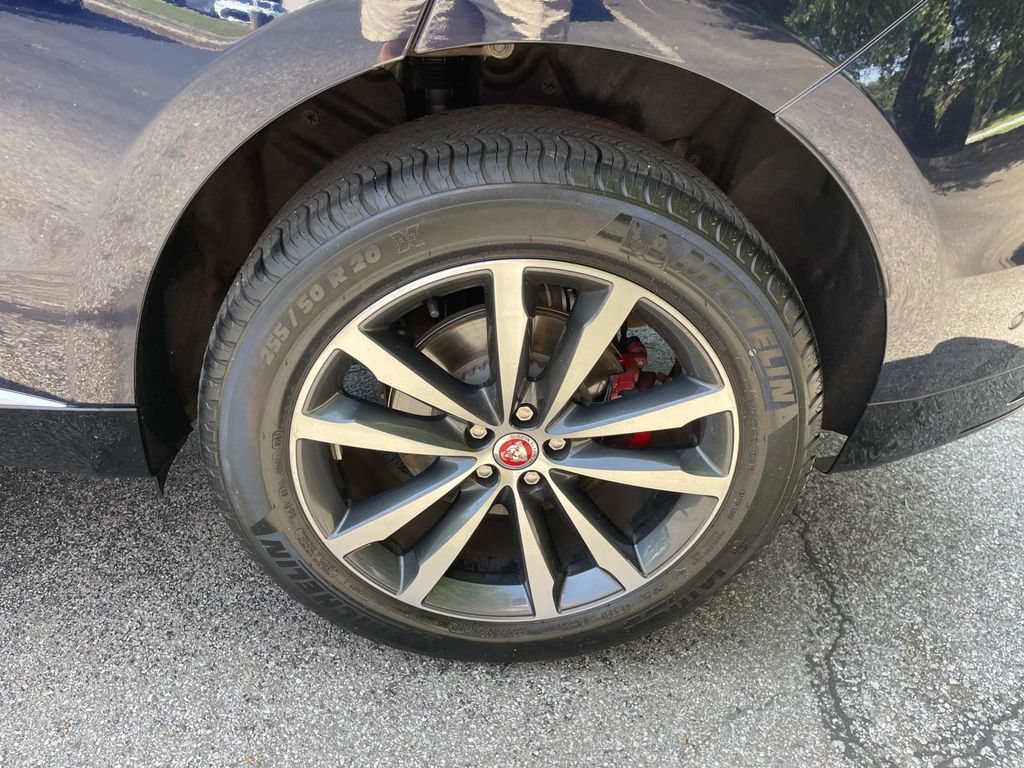Used 2021 Jaguar F-PACE S AWD/4WD image 4