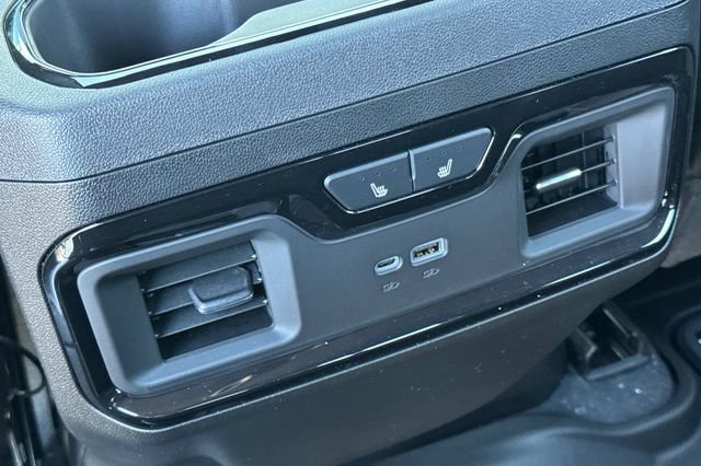 New 2026 GMC Sierra 2500 AT4 w/ AT4 Premium Plus Package AWD/4WD image 14