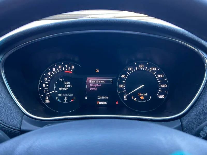 Used 2016 Lincoln MKX Reserve w/ Technology Package image 23